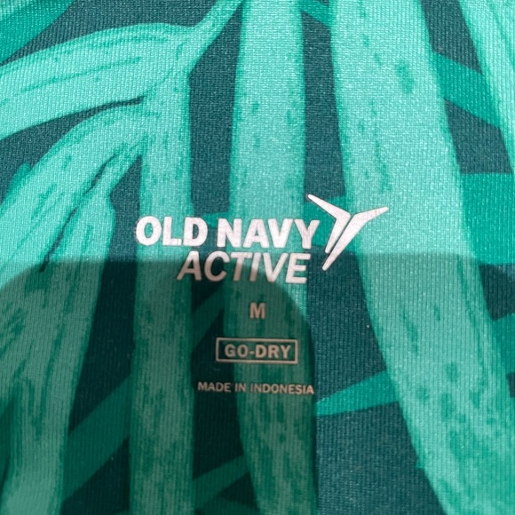 OLD NAVY Workout Bundle 💪🏼💓🌴 - Picture 10 of 12